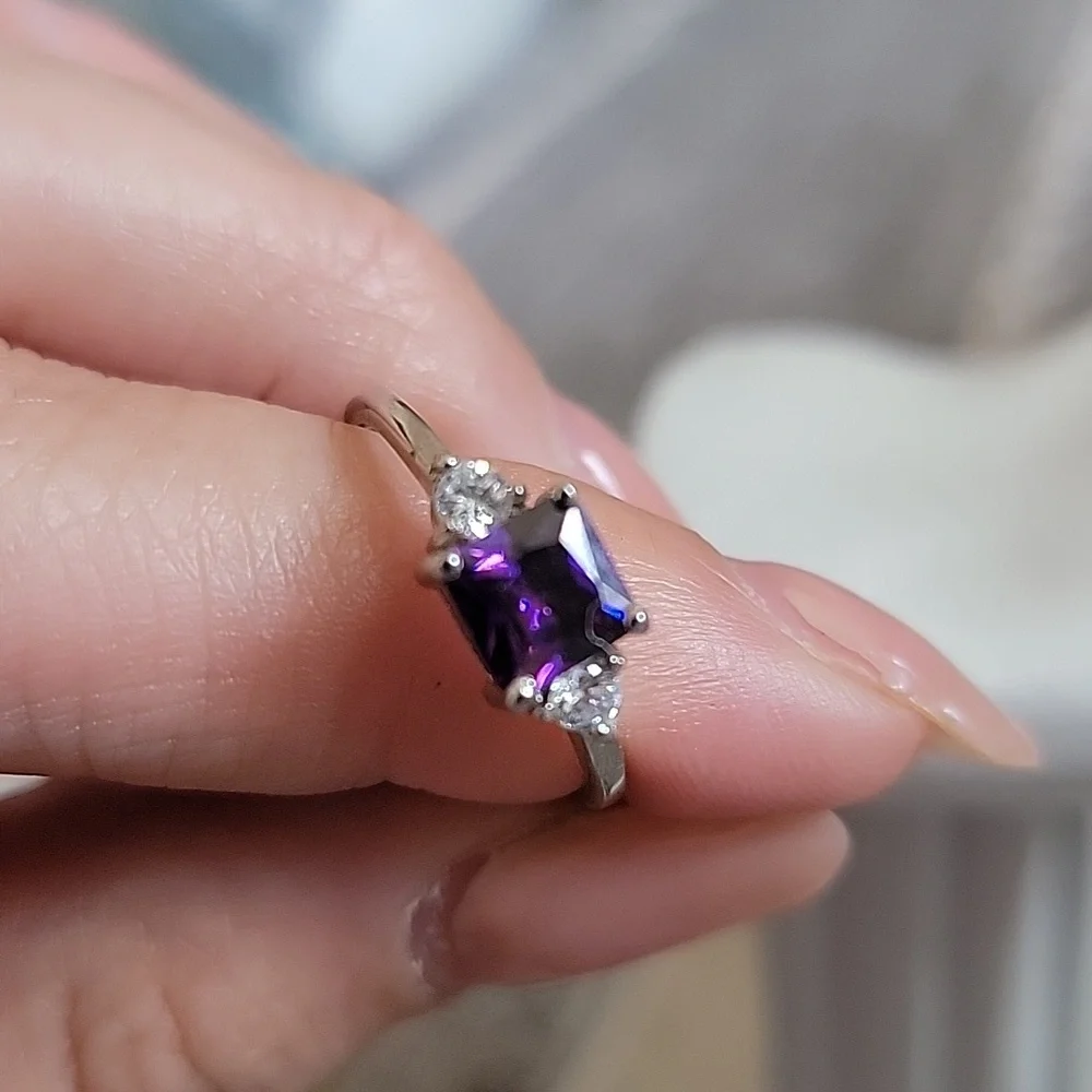 Silver 925 Elegant Amethyst Purple Ring Size 6, 8